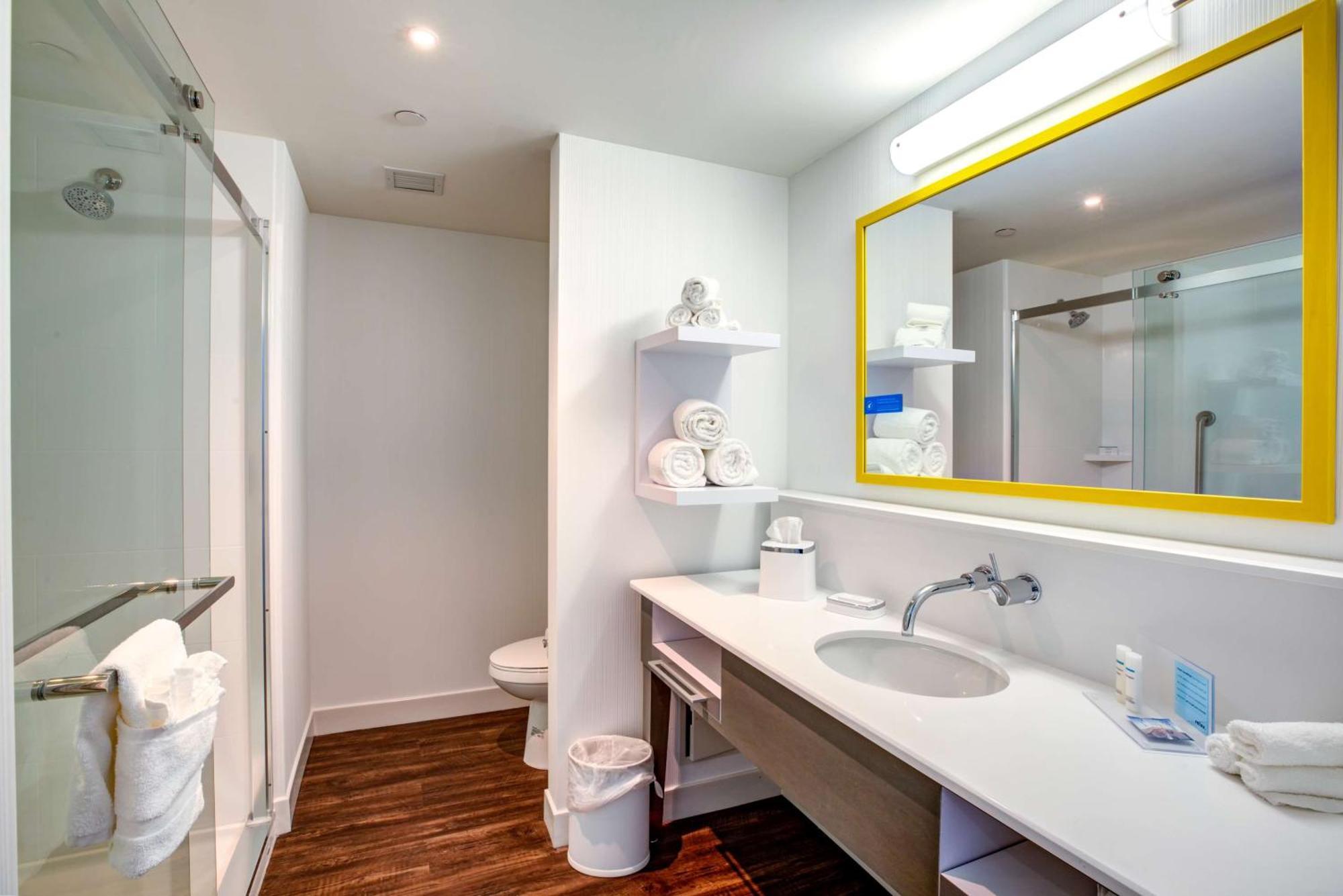 Hampton Inn & Suites Boston/Waltham Zewnętrze zdjęcie