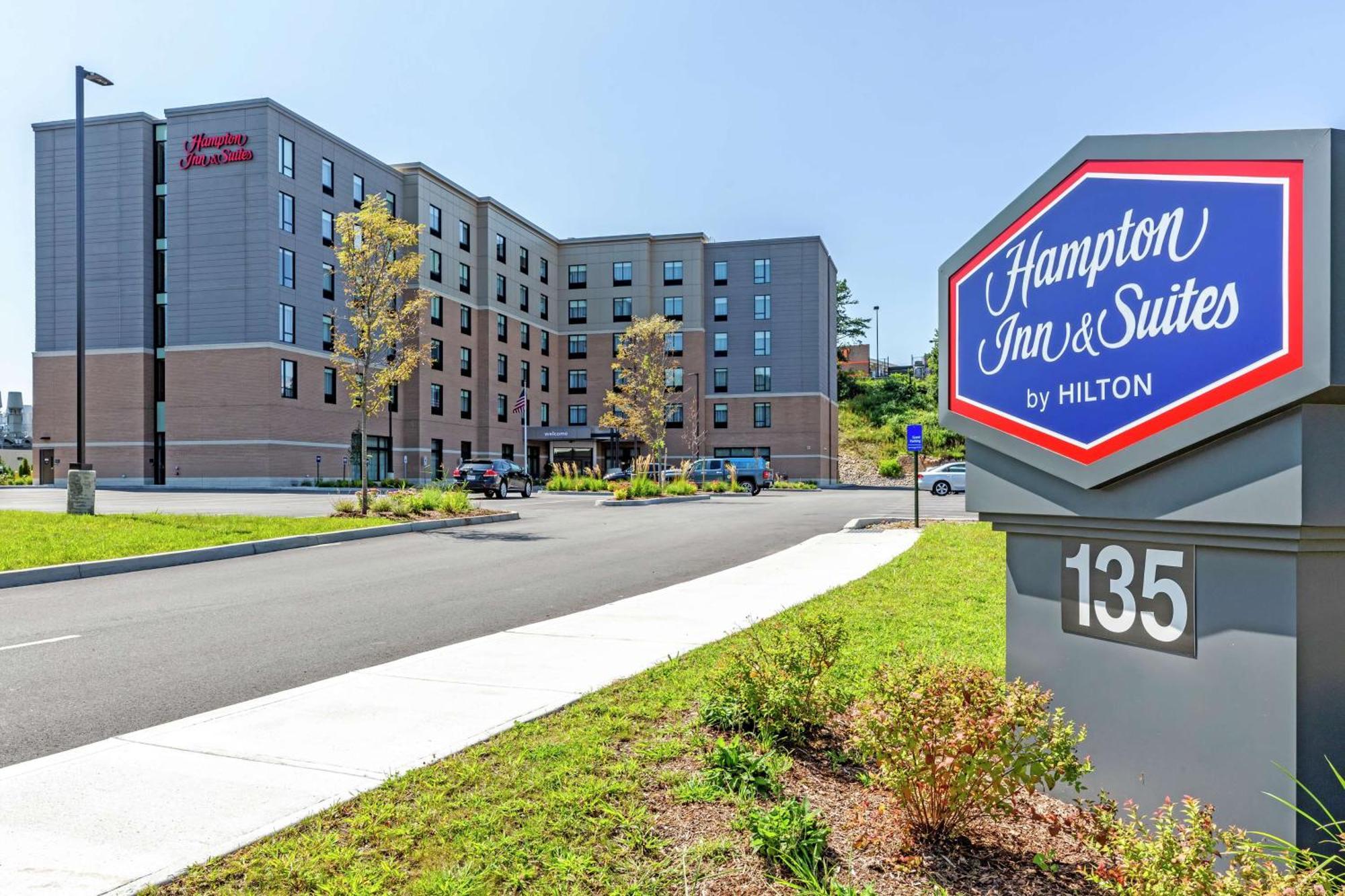 Hampton Inn & Suites Boston/Waltham Zewnętrze zdjęcie