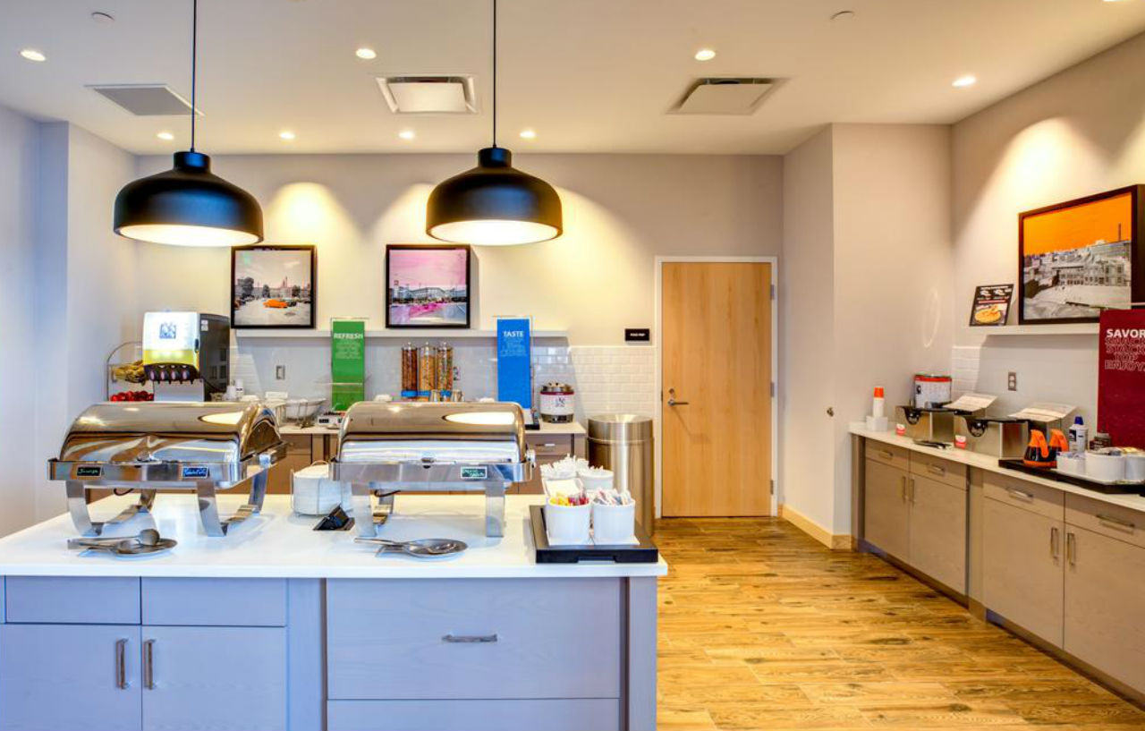 Hampton Inn & Suites Boston/Waltham Zewnętrze zdjęcie